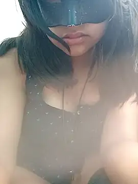 Snapshot of MorriganRosee chatting on 05-22-26, 03:32 MorriganRosee online show from 05-22-26, 03:32