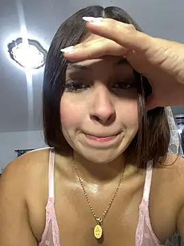 Snapshot of RossieSmith1 chatting on 06-04-26, 02:38 RossieSmith1 online show from 06-04-26, 02:38