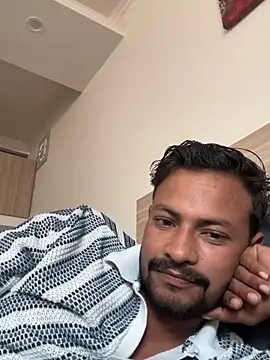 Snapshot of newdelhiBOY_ chatting on 05-31-26, 09:15 newdelhiBOY online show from 05-31-26, 09:15