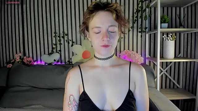 Ricki Bloom online show from 07-16-26, 01:13