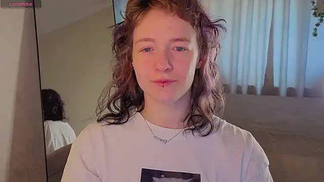 Ricki Bloom online show from 06-07-26, 01:11