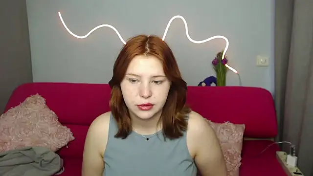 TeonaJ online show from 04-13-26, 04:49