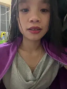 Snapshot of Neo-baby chatting on 04-20-26, 01:45 Neo-baby online show from 04-20-26, 01:45