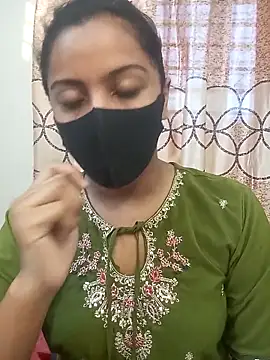 Snapshot of zareen_approach chatting on 04-24-26, 11:23 zareen approach online show from 04-24-26, 11:23