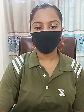 Snapshot of zareen_approach chatting on 05-25-26, 10:03 zareen approach online show from 05-25-26, 10:03