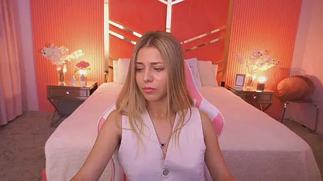 DoveLovee online show from 06-12-26, 06:22