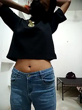 Snapshot of Riya_cum66 chatting on 04-20-26, 03:35 Riya cum66 online show from 04-20-26, 03:35