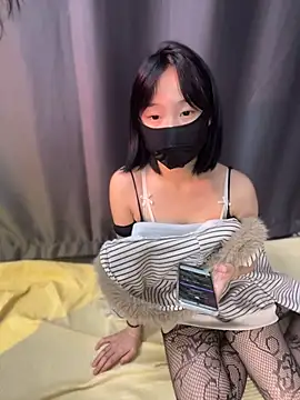 YouYou-999 online show from 04-12-26, 07:06