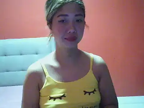 Cutie-Smile online show from 05-18-26, 09:52
