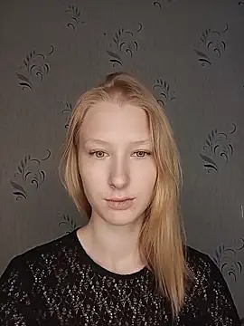 Snapshot of Tanya_Savel chatting on 05-24-26, 07:41 Tanya Savel online show from 05-24-26, 07:41
