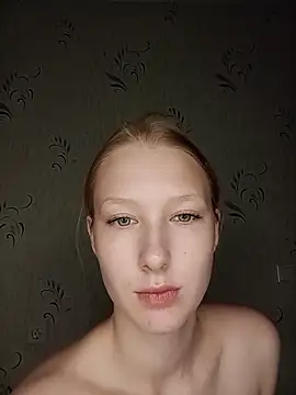 Snapshot of Tanya_Savel chatting on 06-10-26, 01:18 Tanya Savel online show from 06-10-26, 01:18