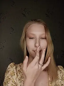 Snapshot of Tanya_Savel chatting on 05-25-26, 01:10 Tanya Savel online show from 05-25-26, 01:10