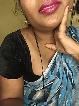 Snapshot of ur_love_kannada1 chatting on 07-24-26, 03:24 ur love kannada1 online show from 07-24-26, 03:24