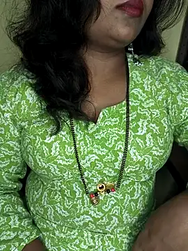 Snapshot of ur_love_kannada1 chatting on 05-30-26, 01:50 ur love kannada1 online show from 05-30-26, 01:50