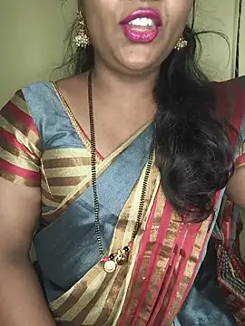 Snapshot of ur_love_kannada1 chatting on 07-24-26, 06:15 ur love kannada1 online show from 07-24-26, 06:15