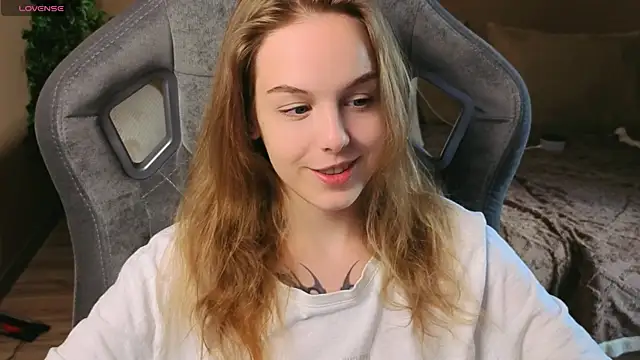 LeiaMurph online show from 06-18-26, 11:15