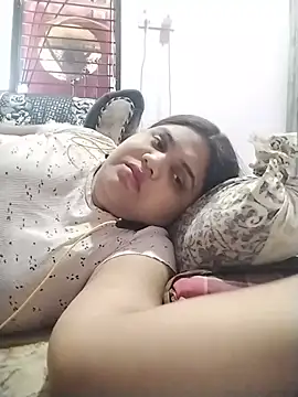 Snapshot of hotsilk21 chatting on 05-14-26, 09:28 hotsilk21 online show from 05-14-26, 09:28