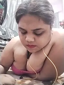 Snapshot of hotsilk21 chatting on 05-27-26, 07:10 hotsilk21 online show from 05-27-26, 07:10