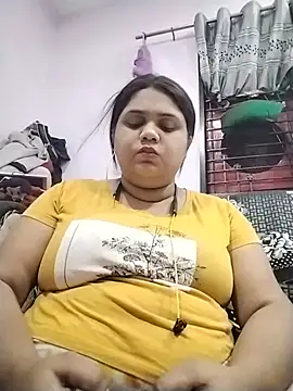 Snapshot of hotsilk21 chatting on 05-18-26, 05:51 hotsilk21 online show from 05-18-26, 05:51