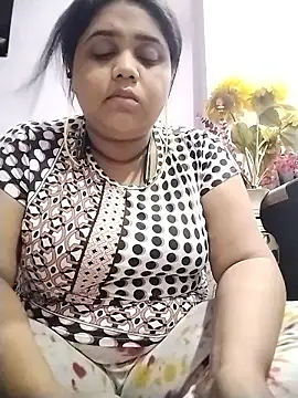 Snapshot of hotsilk21 chatting on 05-22-26, 10:08 hotsilk21 online show from 05-22-26, 10:08