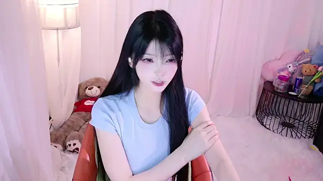 Zoe-001 online show from 05-27-26, 12:12