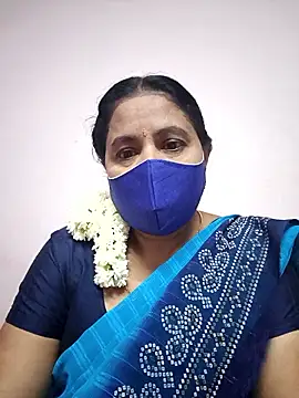 Snapshot of Tamilaunty35 chatting on 06-06-26, 04:12 Tamilaunty35 online show from 06-06-26, 04:12