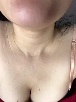 Snapshot of Sugar-Baby5 chatting on 04-12-26, 06:16 Sugar-Baby5 online show from 04-12-26, 06:16