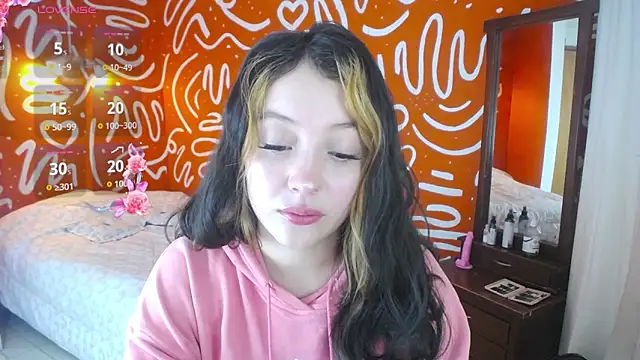 Snapshot of vero_doll12 chatting on 06-18-26, 01:49 vero doll12 online show from 06-18-26, 01:49