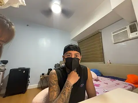 tattoo hottie online show from 04-12-26, 05:38