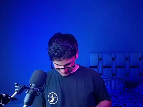 Andruetxx online show from 04-13-26, 12:47