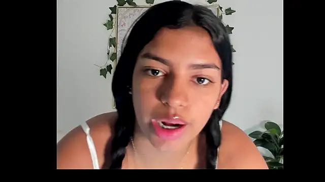 Lindsey Monreal online show from 04-16-26, 12:06