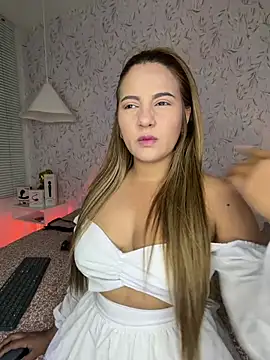 Snapshot of Brenda_Brm chatting on 07-13-26, 11:31 Brenda Brm online show from 07-13-26, 11:31
