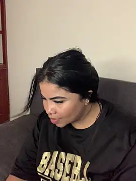 Snapshot of megan_purpura chatting on 05-28-26, 07:20 megan purpura online show from 05-28-26, 07:20