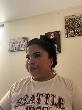 Snapshot of megan_purpura chatting on 04-30-26, 02:13 megan purpura online show from 04-30-26, 02:13