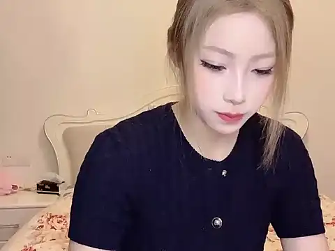 xiaoxiao-21 online show from 04-20-26, 02:07