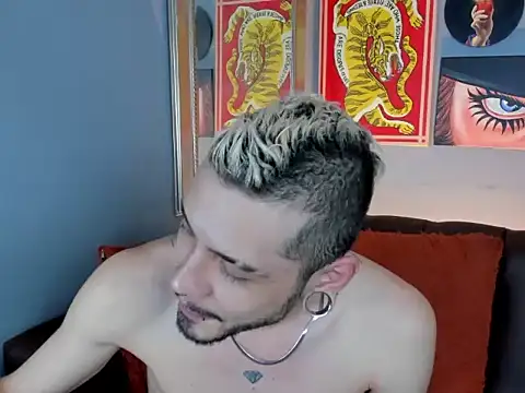Snapshot of Murdockk chatting on 04-18-26, 07:33 Murdockk online show from 04-18-26, 07:33