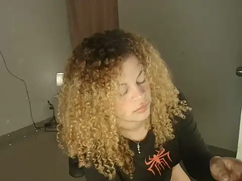 Michellblue online show from 06-11-26, 03:36