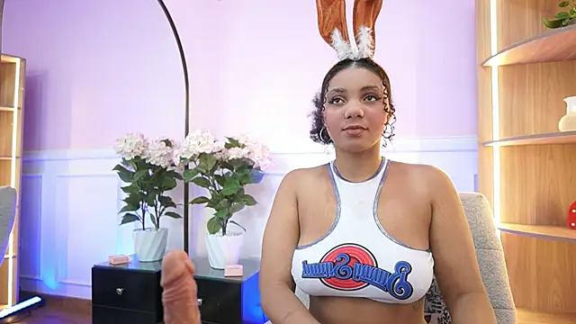 Snapshot of BrianaLane chatting on 06-29-26, 03:45 BrianaLane online show from 06-29-26, 03:45