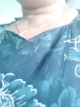Snapshot of Monika_telugu_queen chatting on 06-29-26, 09:38 Monika telugu queen online show from 06-29-26, 09:38
