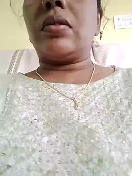 Snapshot of Monika_telugu_queen chatting on 04-27-26, 08:45 Monika telugu queen online show from 04-27-26, 08:45