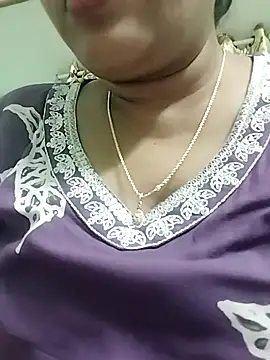 Snapshot of Monika_telugu_queen chatting on 04-30-26, 08:57 Monika telugu queen online show from 04-30-26, 08:57