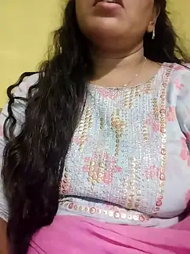 Snapshot of Monika_telugu_queen chatting on 05-21-26, 04:48 Monika telugu queen online show from 05-21-26, 04:48