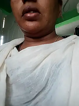 Snapshot of Monika_telugu_queen chatting on 05-07-26, 11:57 Monika telugu queen online show from 05-07-26, 11:57