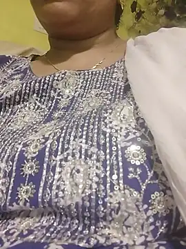 Snapshot of Monika_telugu_queen chatting on 06-25-26, 07:19 Monika telugu queen online show from 06-25-26, 07:19