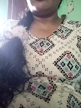 Snapshot of Monika_telugu_queen chatting on 05-13-26, 08:32 Monika telugu queen online show from 05-13-26, 08:32