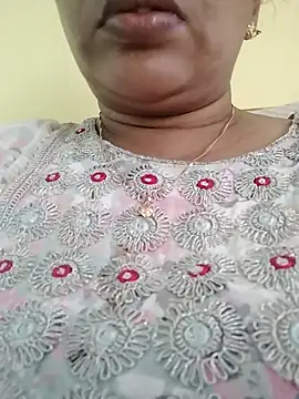 Snapshot of Monika_telugu_queen chatting on 07-24-26, 04:08 Monika telugu queen online show from 07-24-26, 04:08