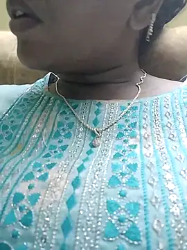 Snapshot of Monika_telugu_queen chatting on 04-24-26, 01:57 Monika telugu queen online show from 04-24-26, 01:57