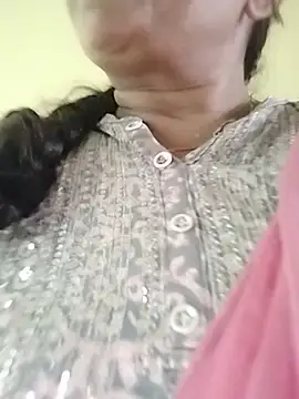 Snapshot of Monika_telugu_queen chatting on 06-05-26, 08:20 Monika telugu queen online show from 06-05-26, 08:20