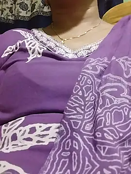 Snapshot of Monika_telugu_queen chatting on 07-14-26, 04:24 Monika telugu queen online show from 07-14-26, 04:24