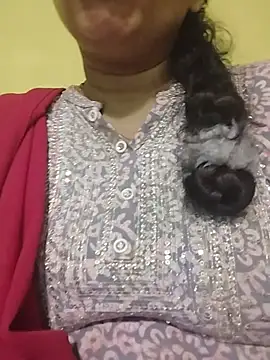 Snapshot of Monika_telugu_queen chatting on 07-12-26, 05:36 Monika telugu queen online show from 07-12-26, 05:36